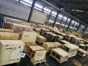 疫情洶涌 攜手同心