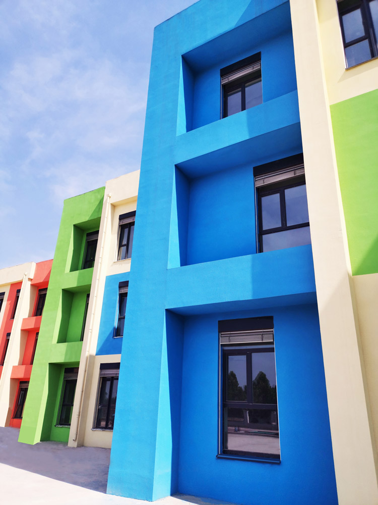 蘭迪鋼化真空玻璃幼兒園項目順利安裝完畢